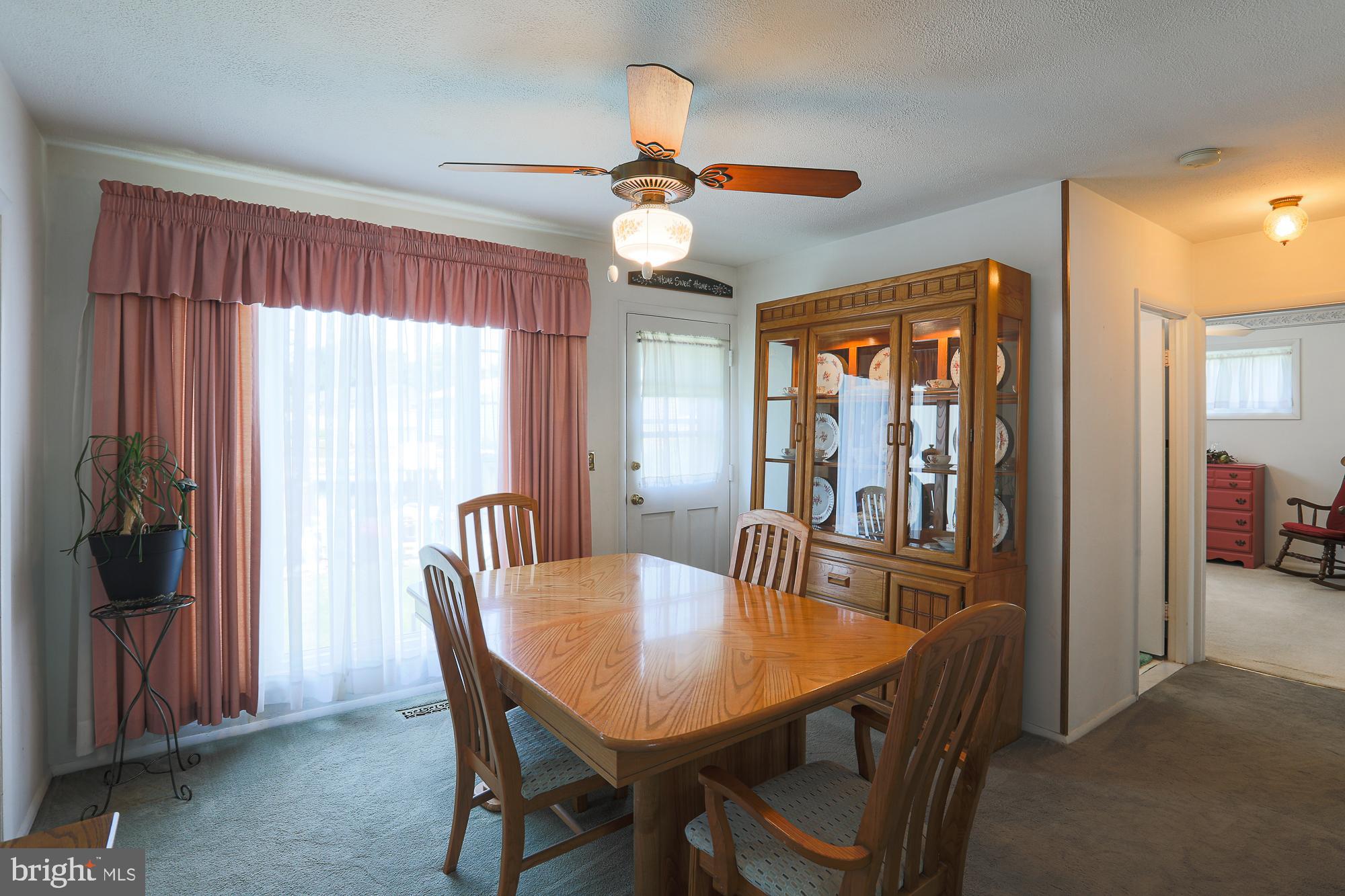 2509 Harwood Road Baltimore, MD 21234 - Photo 9 of 28 Dining Room