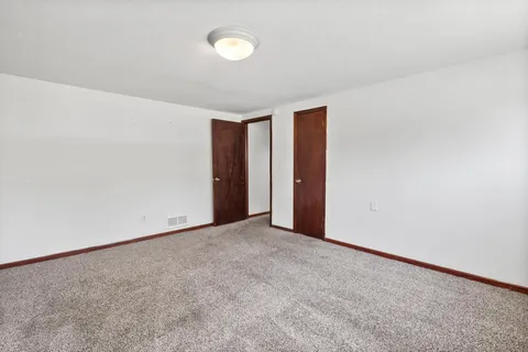 $385,000 | 2090 Carnelian Lane, Eagan, MN 55122