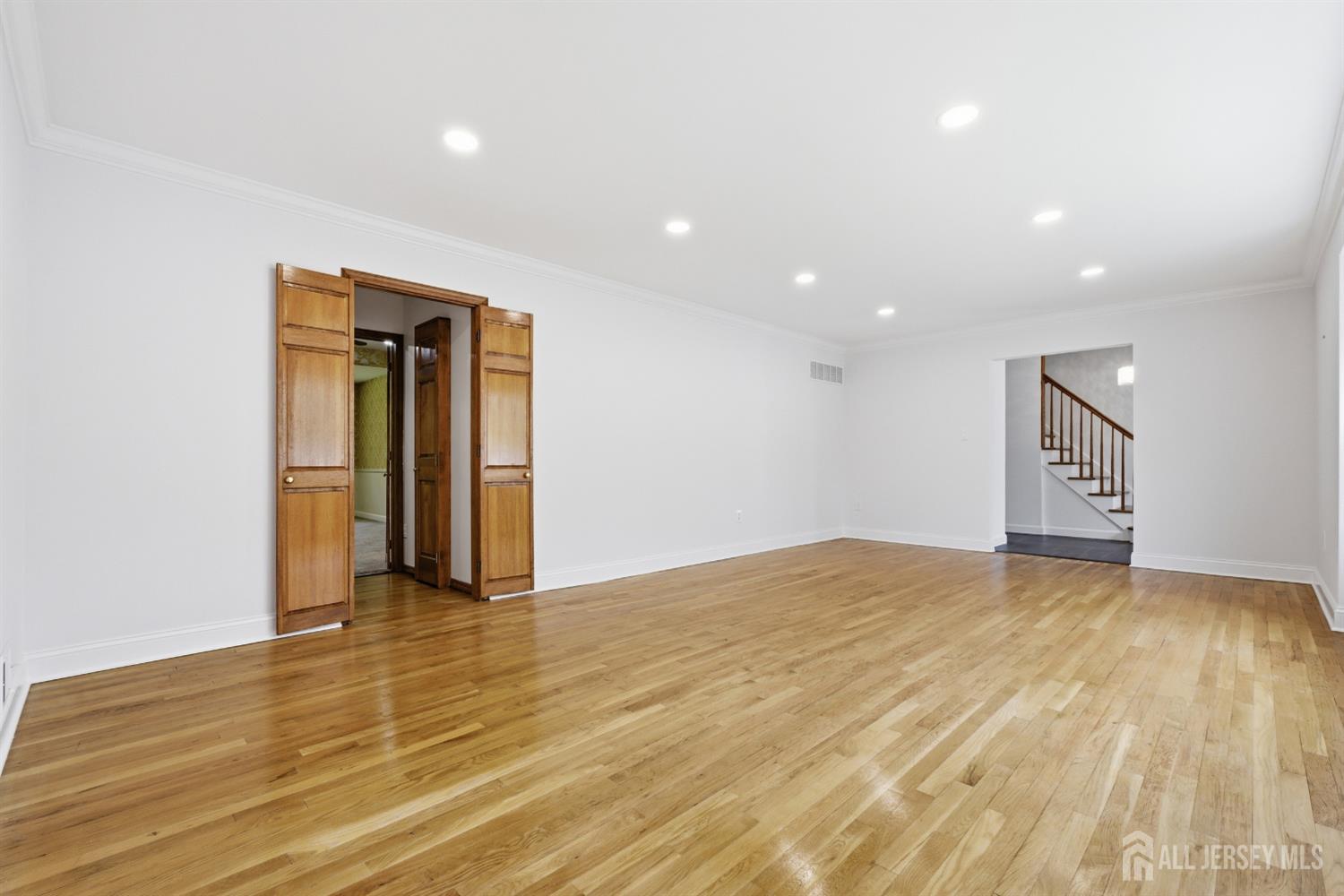 7 Oakland Road Old Bridge, NJ 08857 - Photo 9 of 56