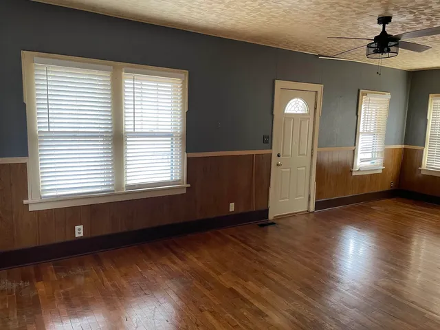 $63,000 | 101 Michigan Street, Winfield, KS 67156