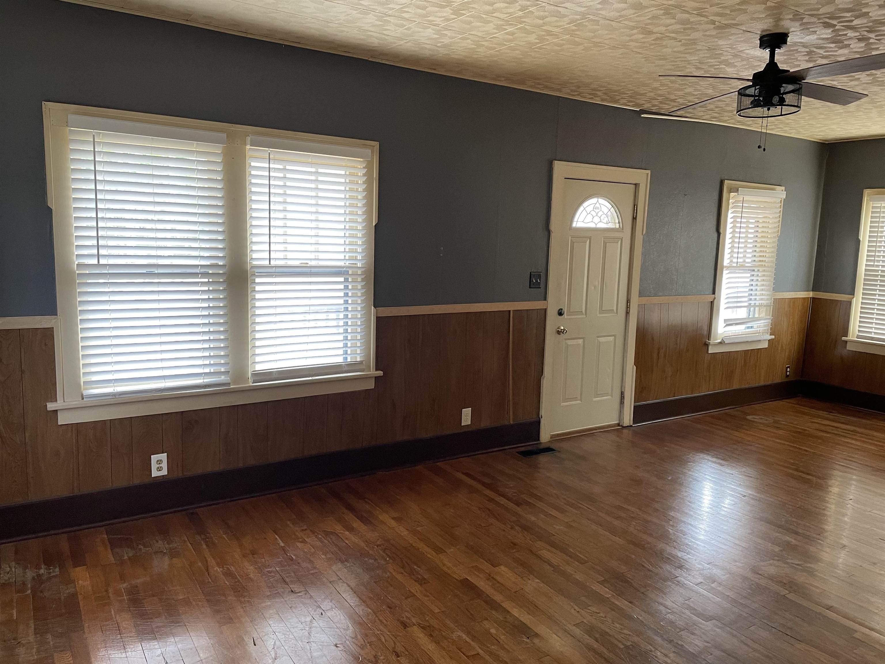 101 Michigan Street Winfield, KS 67156 - Photo 3 of 10