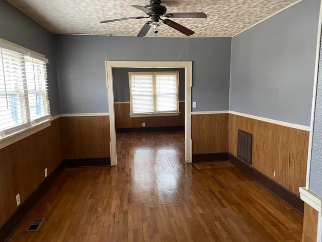 $63,000 | 101 Michigan Street, Winfield, KS 67156