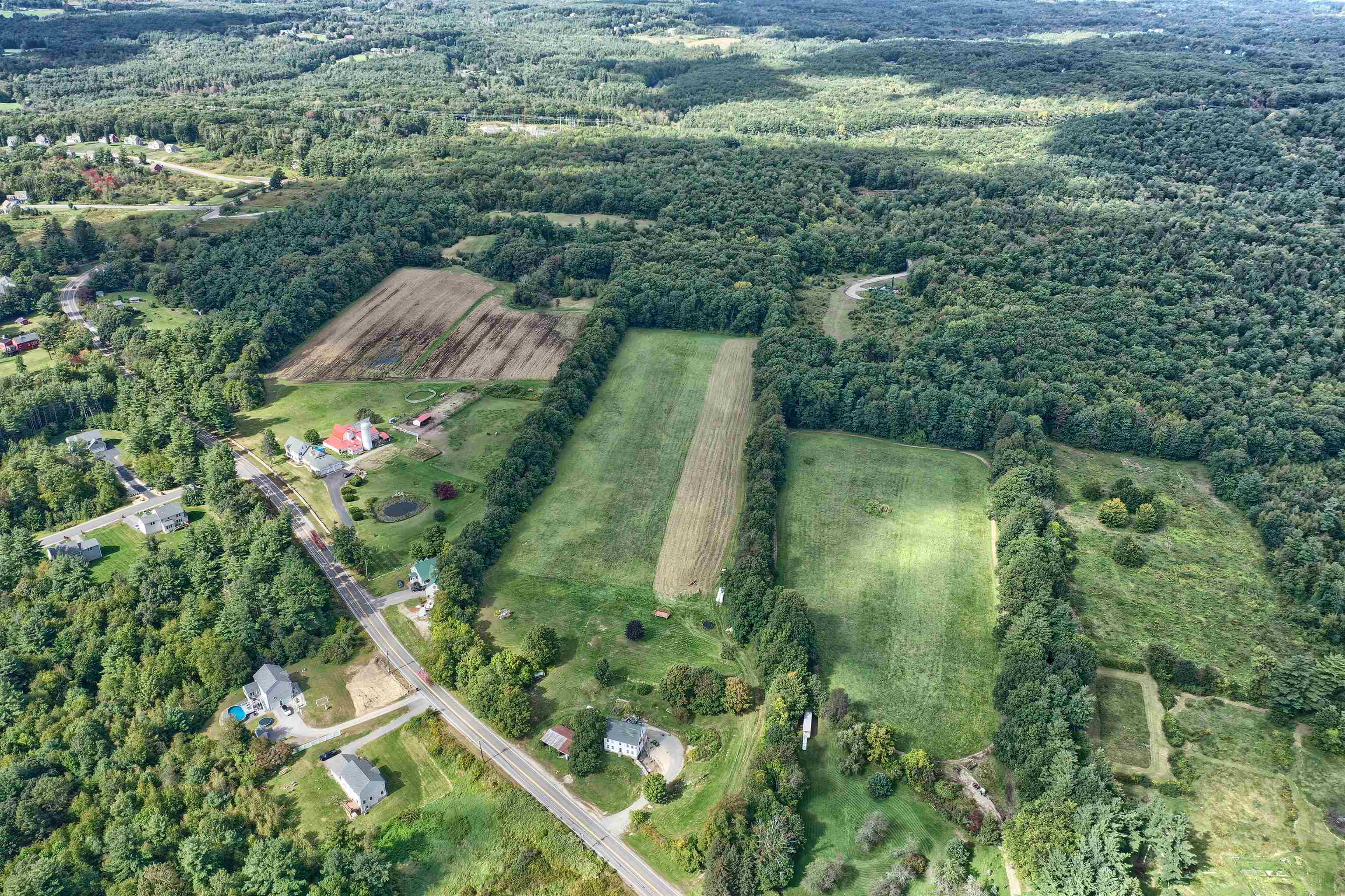 611 Haverhill Road Chester, NH 03036 - Photo 13 of 17