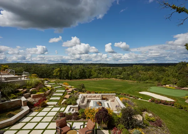 $4,900,000 | 315 South Valley Hill Road, Bull Valley, IL 60098