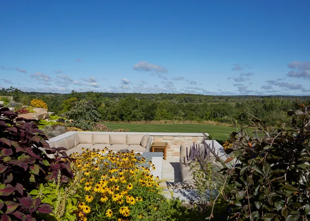 $4,900,000 | 315 South Valley Hill Road, Bull Valley, IL 60098