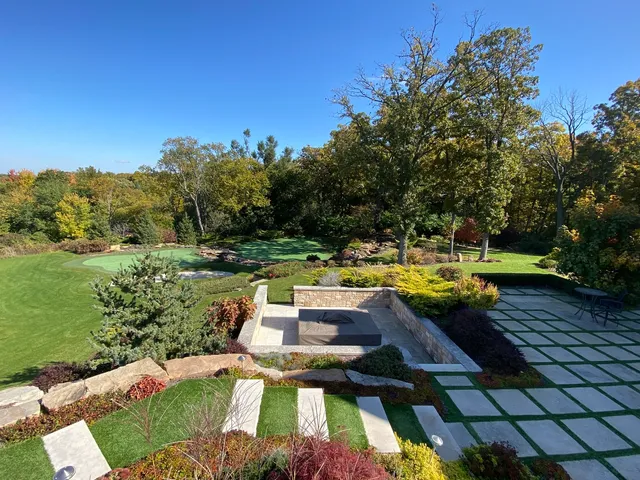 $4,900,000 | 315 South Valley Hill Road, Bull Valley, IL 60098