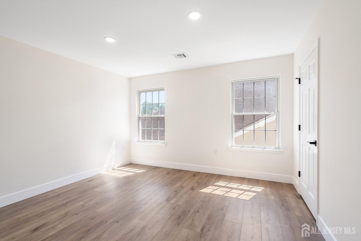 36 Congressional Road Jackson, NJ 08527 - Photo 14 of 37 Gallery Image 14
