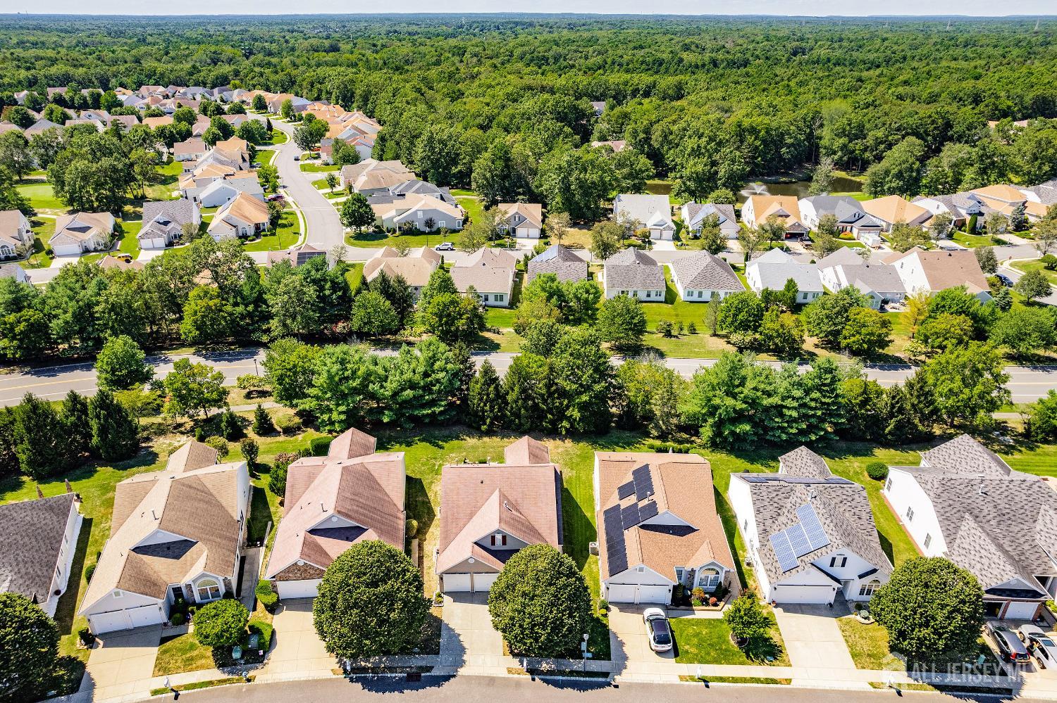 36 Congressional Road Jackson, NJ 08527 - Photo 6 of 37 Gallery Image 6