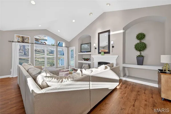 $445,000 | 664 Bluffs View Court, Eureka, MO 63025