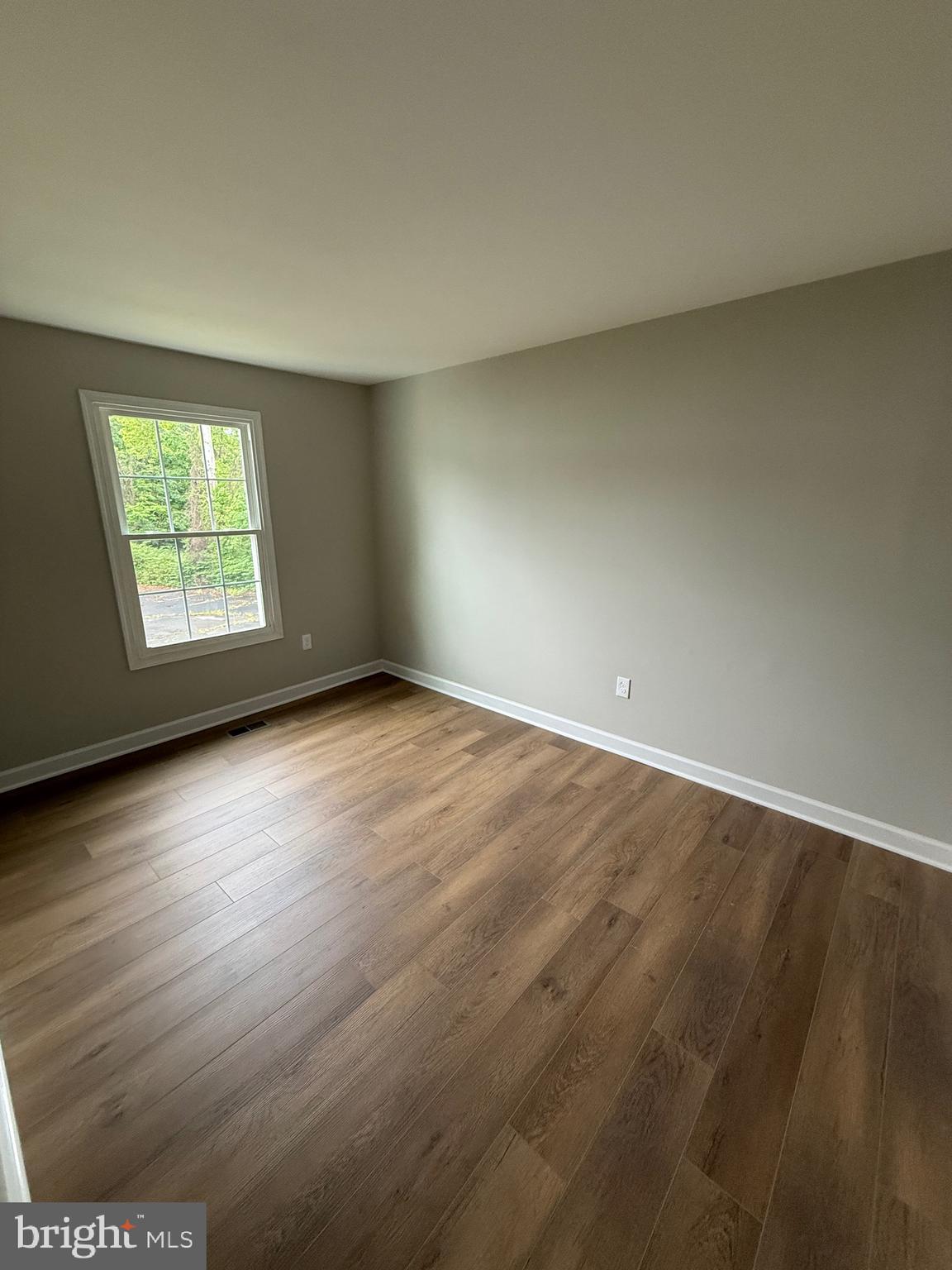 5853 Suitland Road Suitland, MD 20746 - Photo 11 of 26