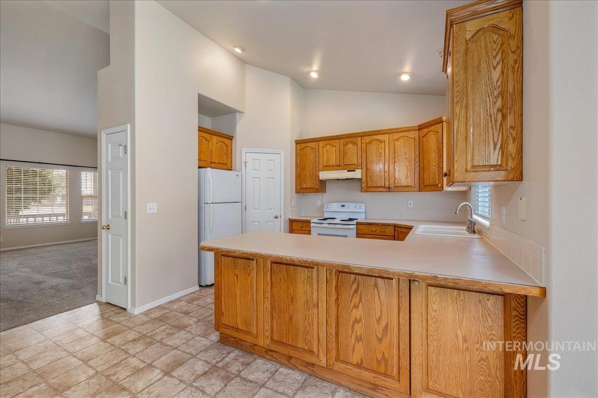 952 East Hawk Street Meridian, ID 83646 - Photo 7 of 33 Gallery Image 7