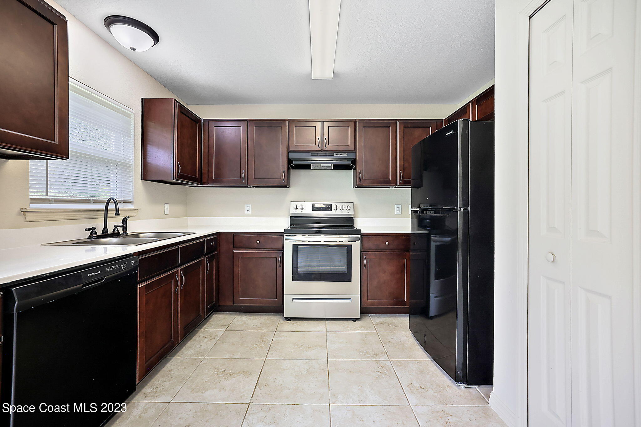 4410 Southwest Sw 158th Street Road Ocala, FL 34473 - Photo 13 of 25 12-web-or-mls-4410-sw-158th-st-rd