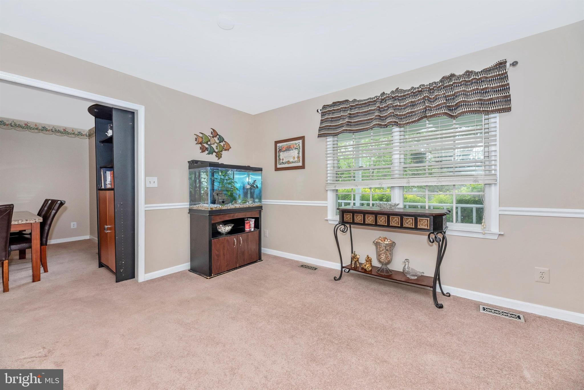 3910 Red Leaf Court Point of Rocks, MD 21777 - Photo 12 of 54