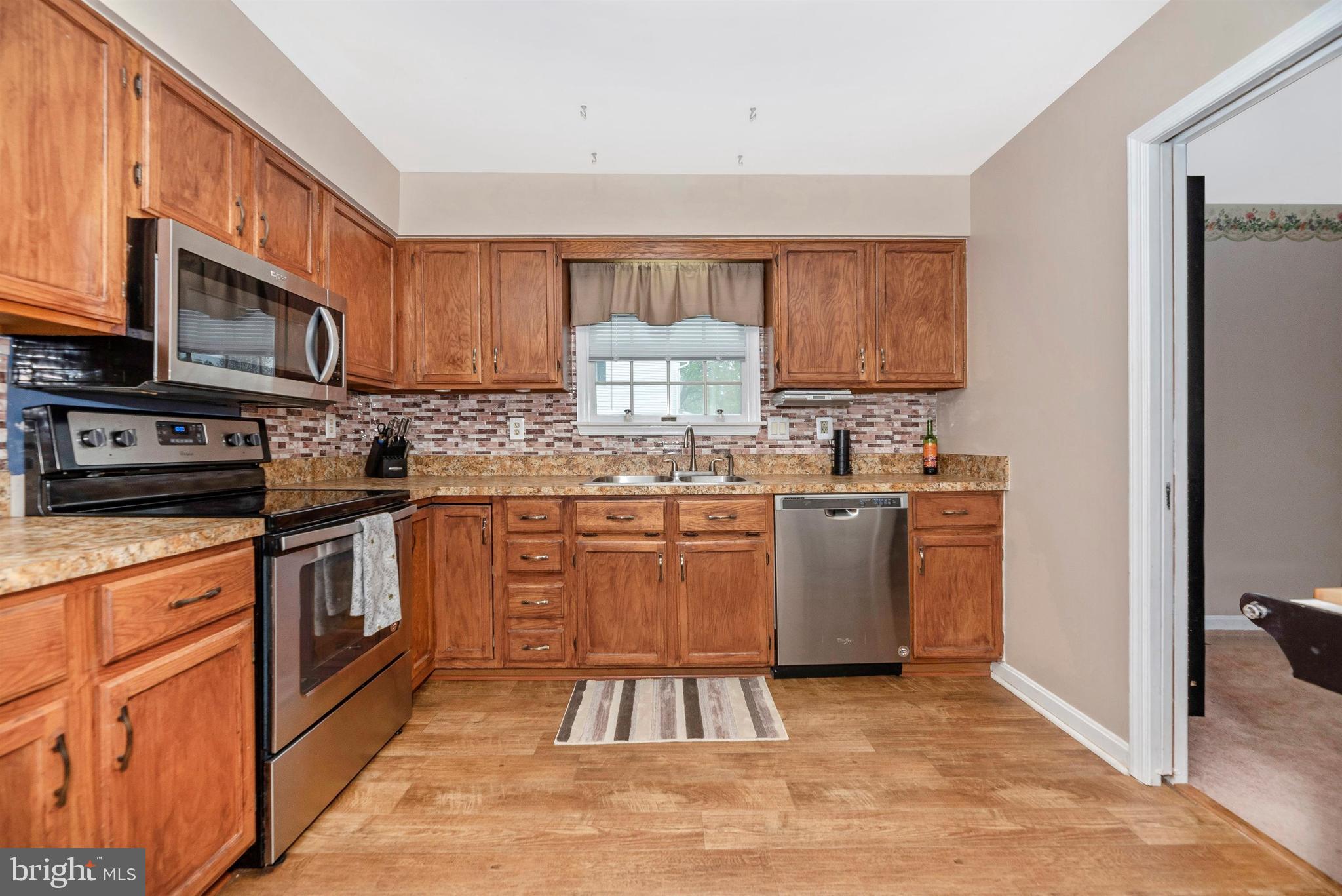 3910 Red Leaf Court Point of Rocks, MD 21777 - Photo 19 of 54