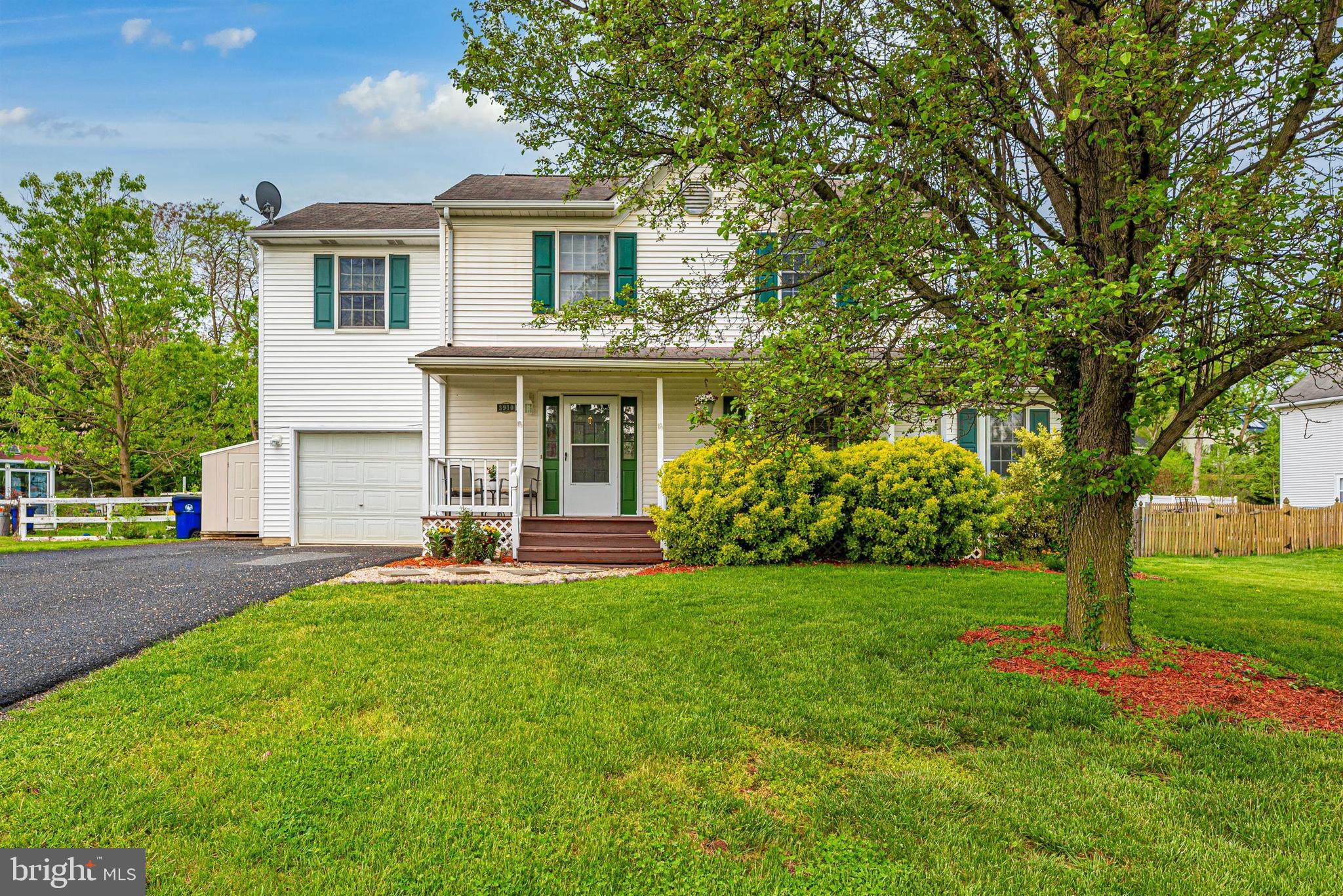3910 Red Leaf Court Point of Rocks, MD 21777 - Photo 4 of 54