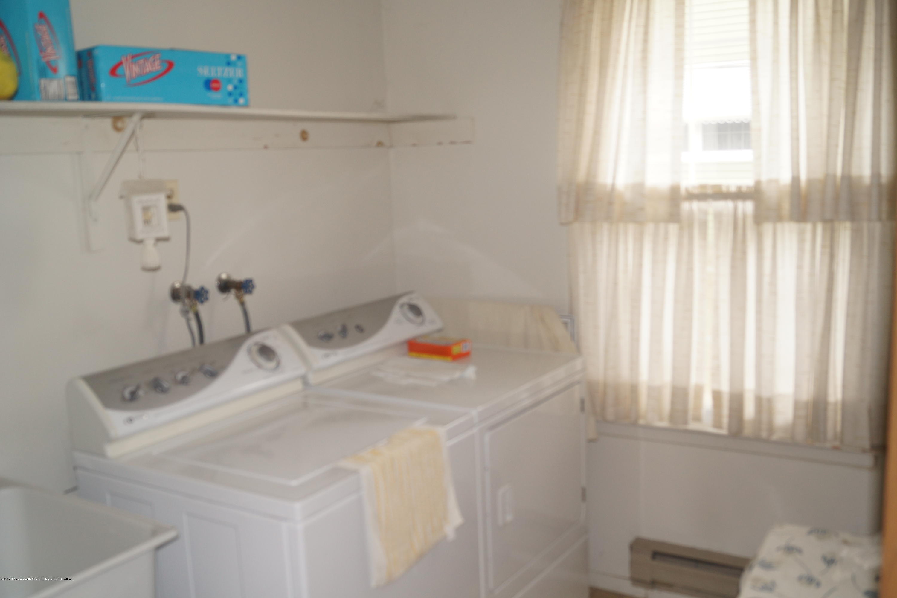 30 Stonybrook Road Manchester Township, NJ 08759 - Photo 11 of 12 Laundry