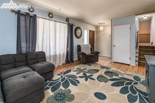 1303 Prairie Road Colorado Springs, CO 80909 - Photo 5 of 28 Gallery Image 5