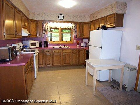 1730 Beaver Pond Road Clarks Summit, PA 18411 - Photo 4 of 13 Gallery Image 4