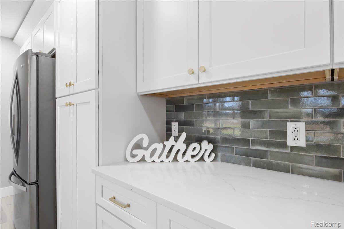 9220 Oak Grove Road Howell, MI 48855 - Photo 12 of 39 Gallery Image 12