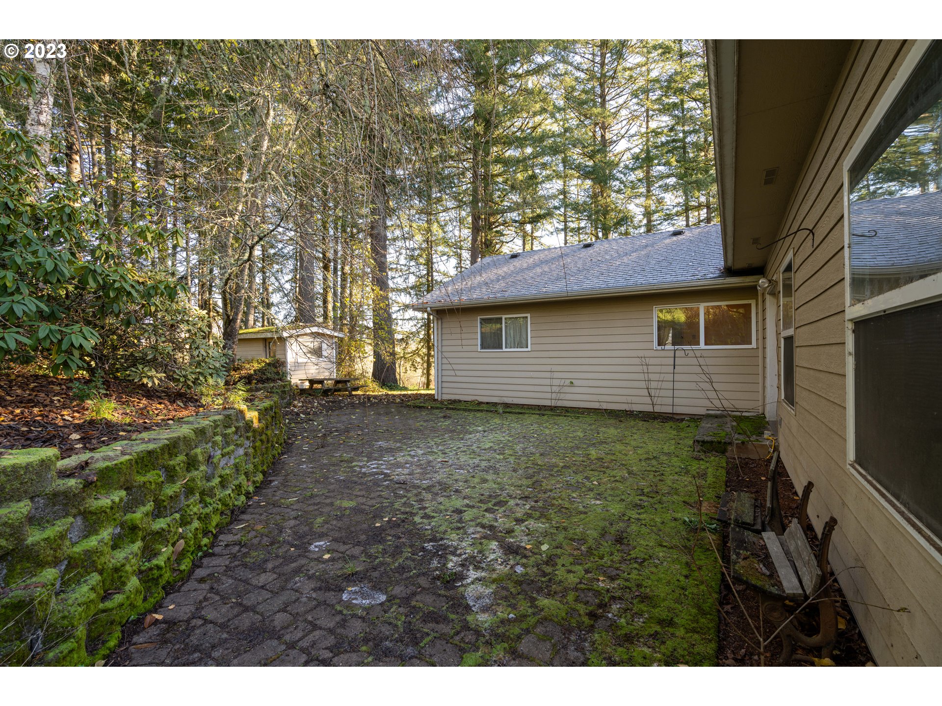 90532 Hill Road Springfield, OR 97478 - Photo 7 of 37 a view of outdoor space and yard