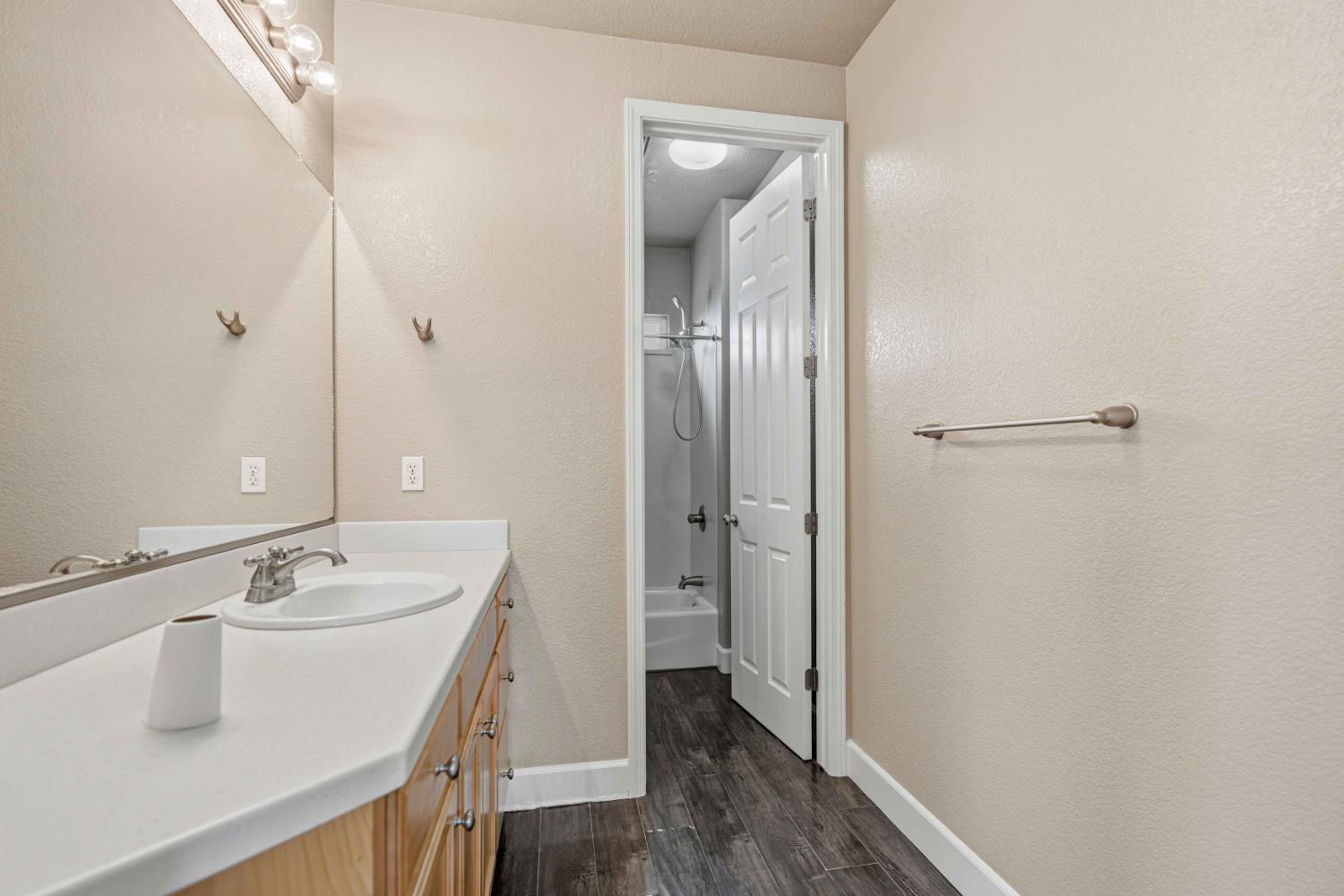 1715 Limestone Drive Ripon, CA 95366 - Photo 17 of 37