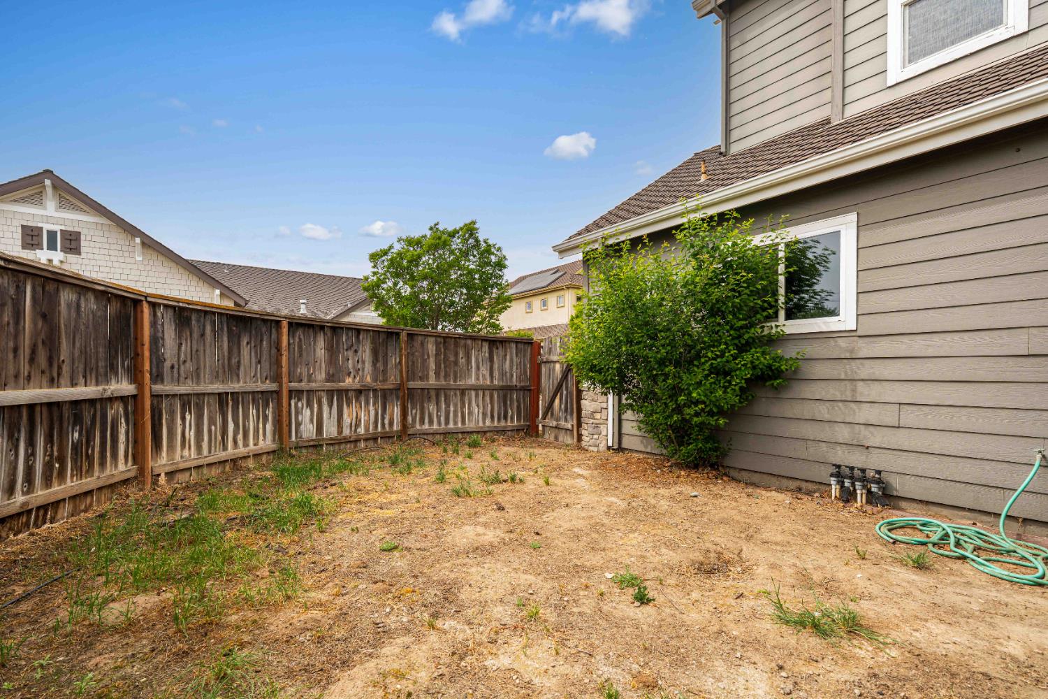 1715 Limestone Drive Ripon, CA 95366 - Photo 28 of 37