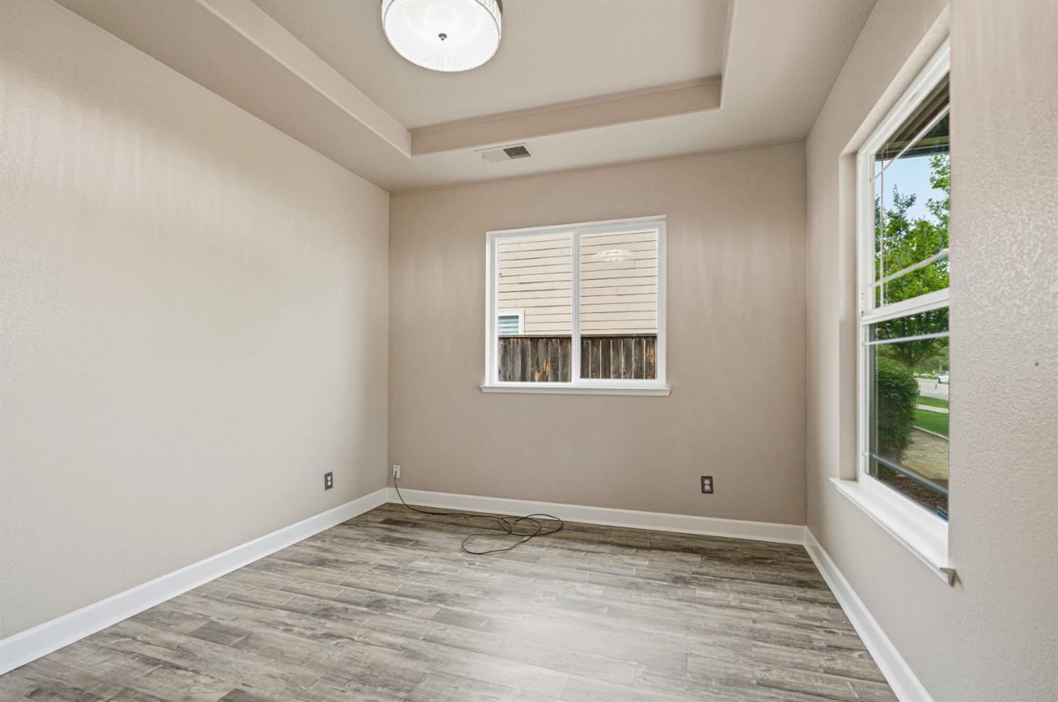 1715 Limestone Drive Ripon, CA 95366 - Photo 5 of 37