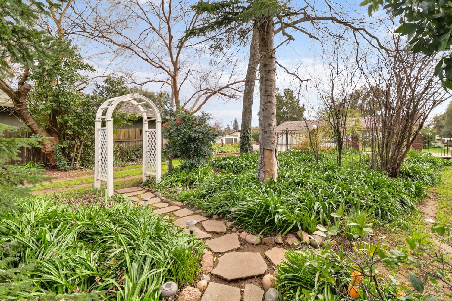 3200 Becerra Way Sacramento, CA 95821 - Photo 45 of 65