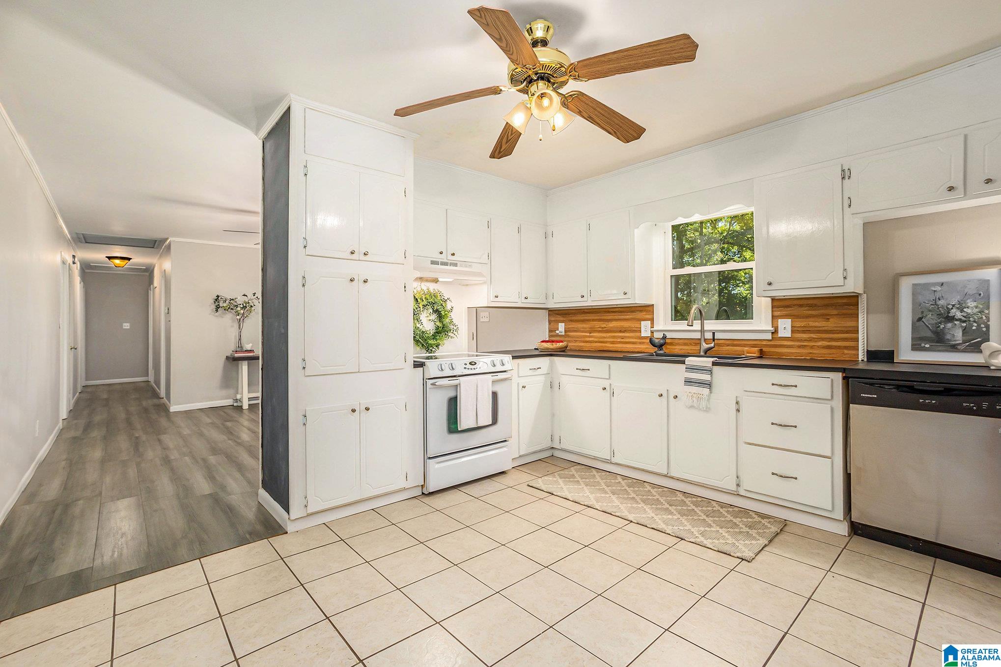 709 3rd Avenue Northwest Alabaster, AL 35007 - Photo 7 of 27