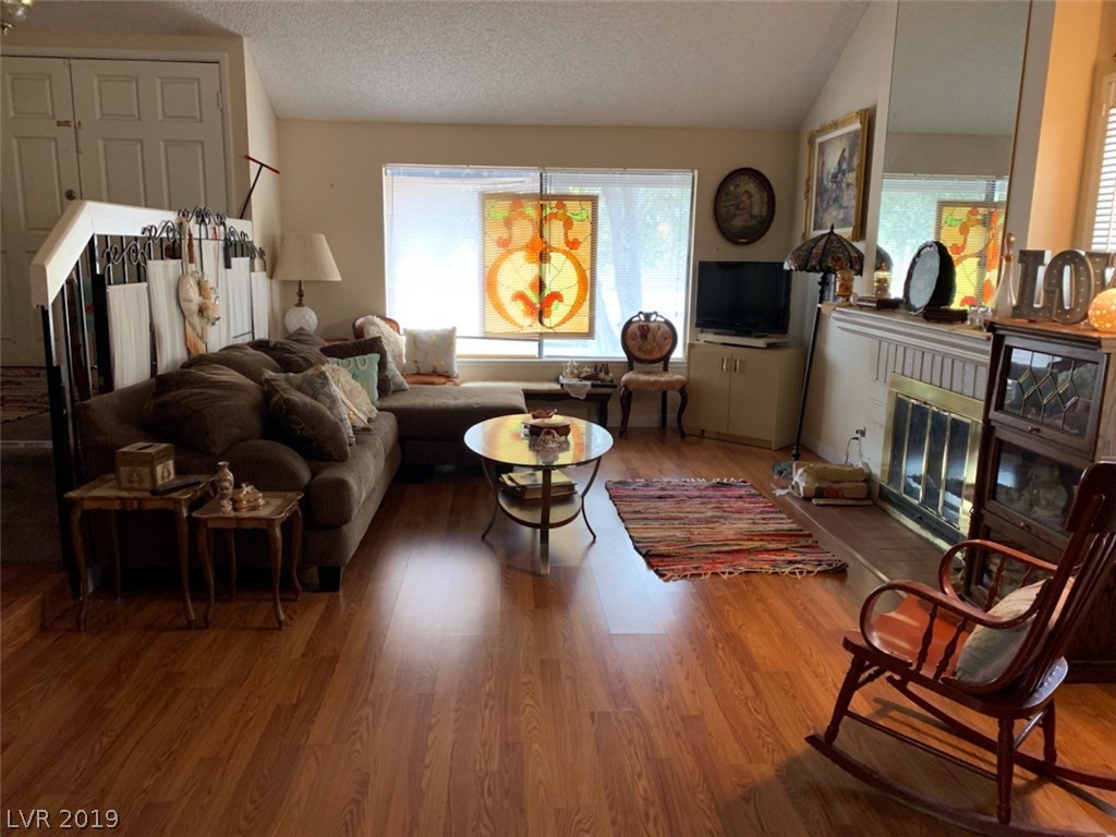 4760 Monaco Road Las Vegas, NV 89121 - Photo 2 of 24 Gallery Image 2