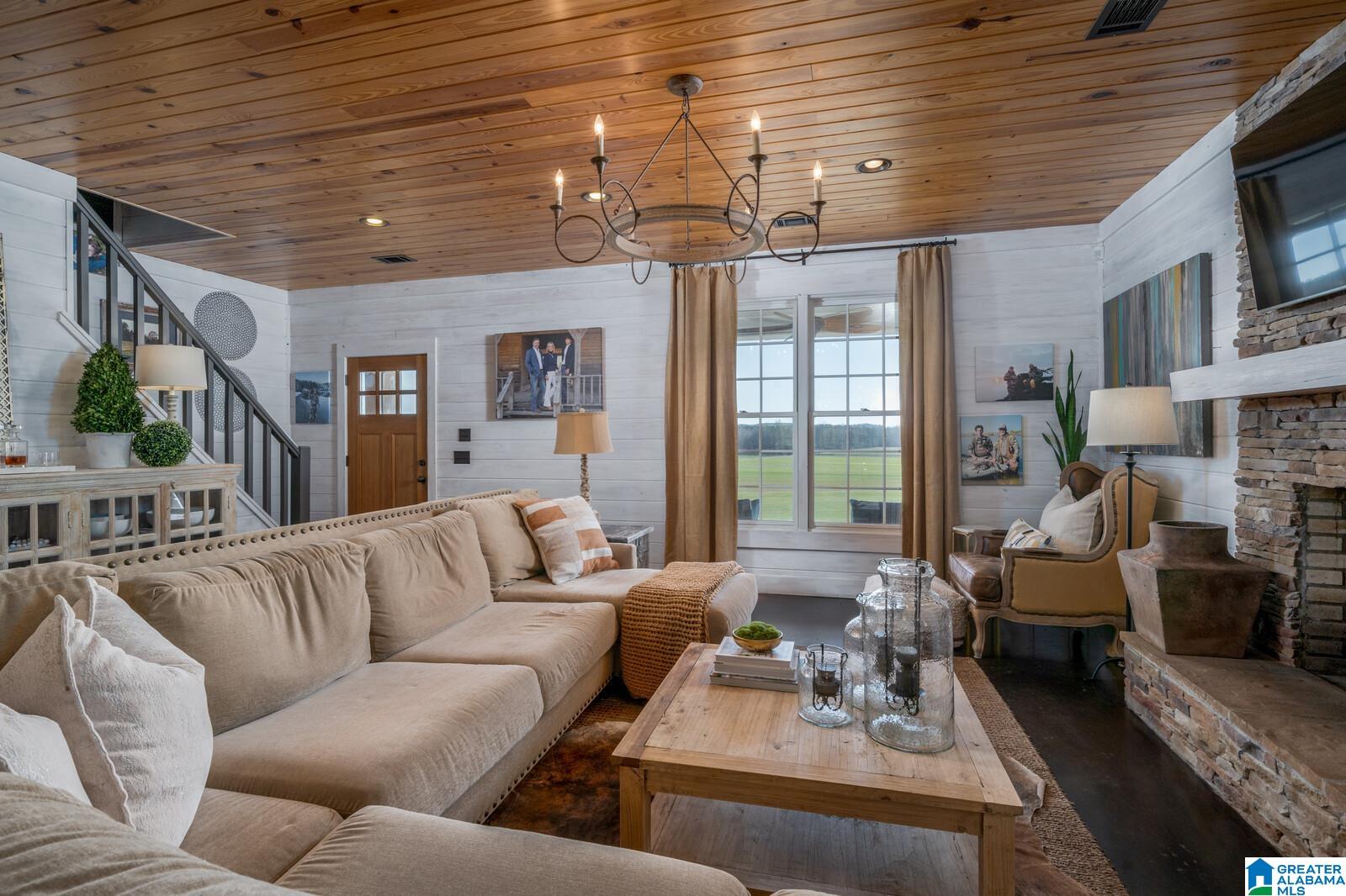 17616 Strickland Road Elrod, AL 35458 - Photo 9 of 34