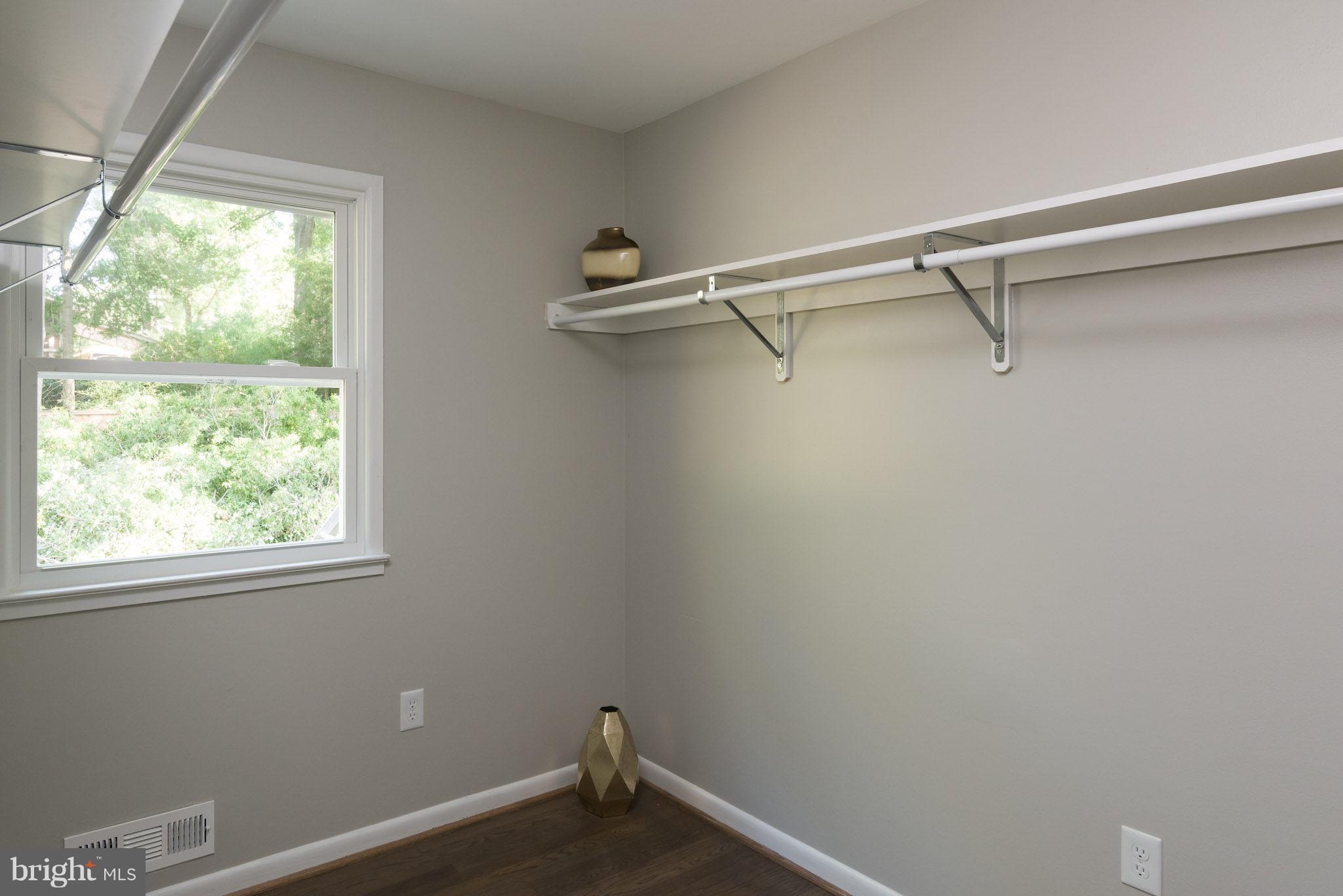 2500 Culpeper Road Alexandria, VA 22308 - Photo 17 of 30 Expansive Master Walk-In Closet!