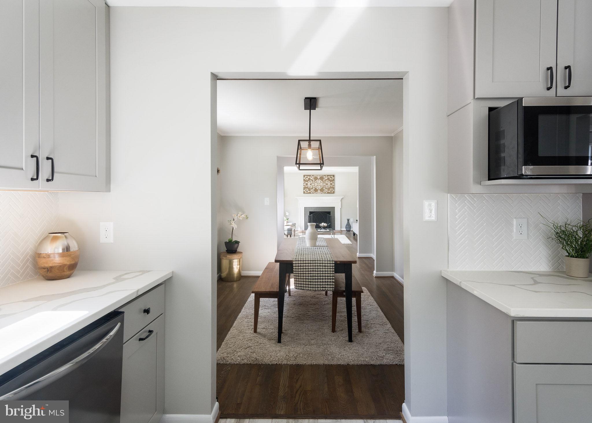 2500 Culpeper Road Alexandria, VA 22308 - Photo 5 of 30 Kitchen Opens to Both Dining Room and Eat-In!