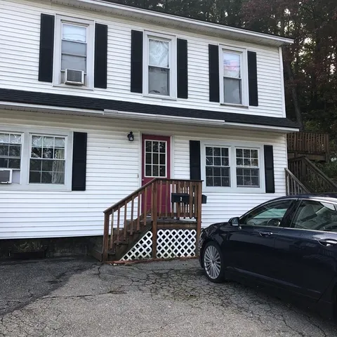 $250 | 100 Boylston Street, Unit 2, Clinton, MA 01510