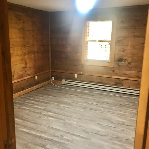 $250 | 100 Boylston Street, Unit 2, Clinton, MA 01510