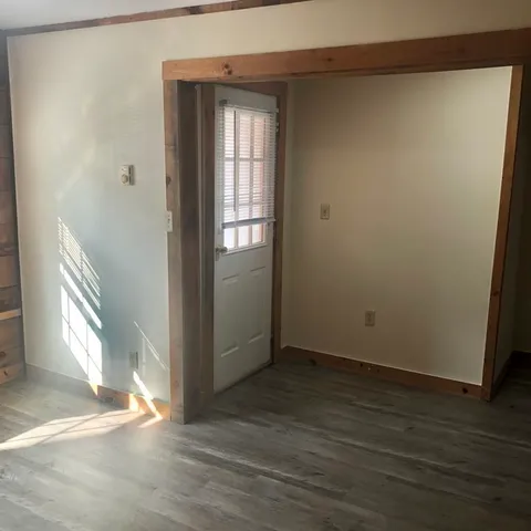 $250 | 100 Boylston Street, Unit 2, Clinton, MA 01510