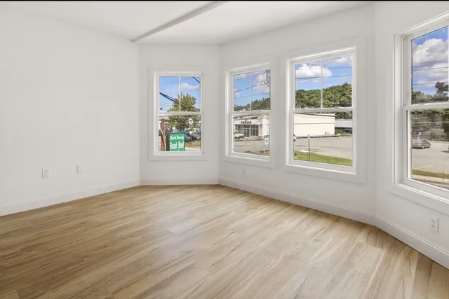 $2,300 | 8 Enon Street, Unit 201, Beverly, MA 01915