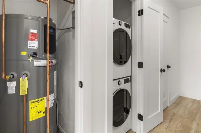 $2,300 | 8 Enon Street, Unit 201, Beverly, MA 01915