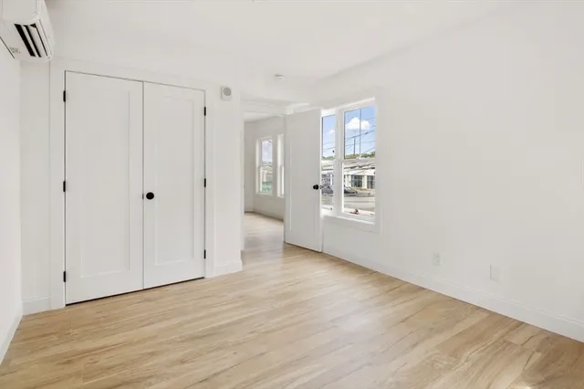 $2,300 | 8 Enon Street, Unit 201, Beverly, MA 01915