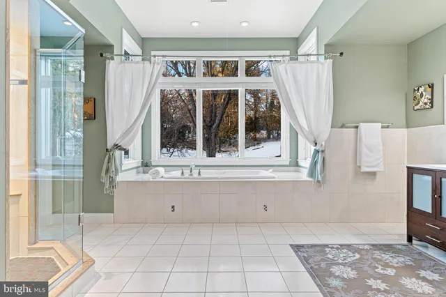 $2,500,000 | 541 Atterbury Road, Villanova, PA 19085