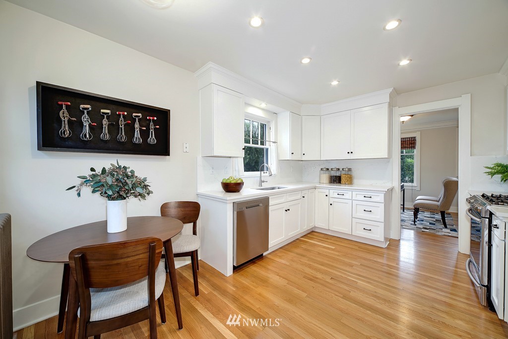 3702 Southwest Ida Street Seattle, WA 98126 - Photo 12 of 39 Gallery Image 12