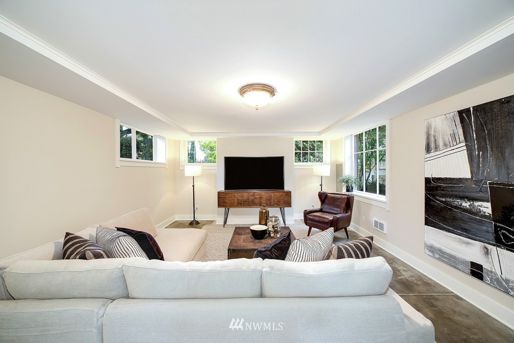 3702 Southwest Ida Street Seattle, WA 98126 - Photo 23 of 39 Gallery Image 23