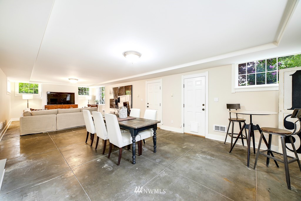 3702 Southwest Ida Street Seattle, WA 98126 - Photo 25 of 39 Gallery Image 25