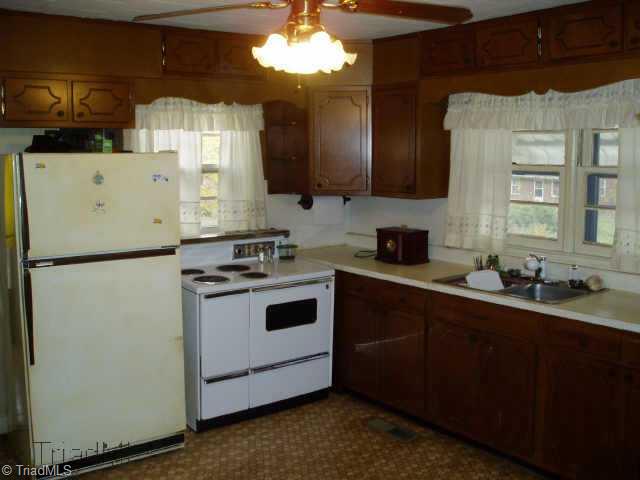 217 Paramount Street High Point, NC 27260 - Photo 5 of 7 Other.