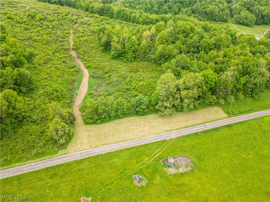 Barkley Rd Road Uhrichsville, OH 44683 - Photo 2 of 7