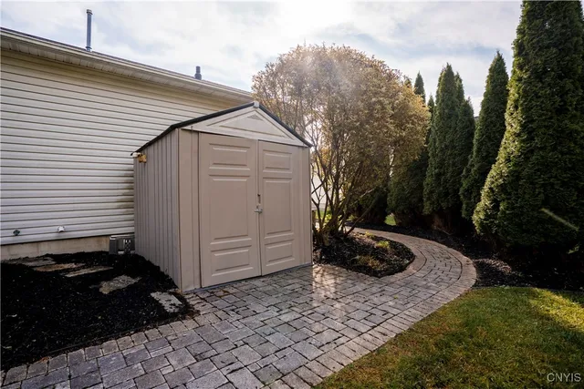 $385,000 | 6317 Asa Eastwood, Cicero, NY 13039