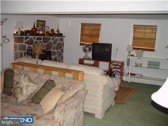 1793 Unionville Road Pottstown, PA 19465 - Photo 11 of 12 Family Room