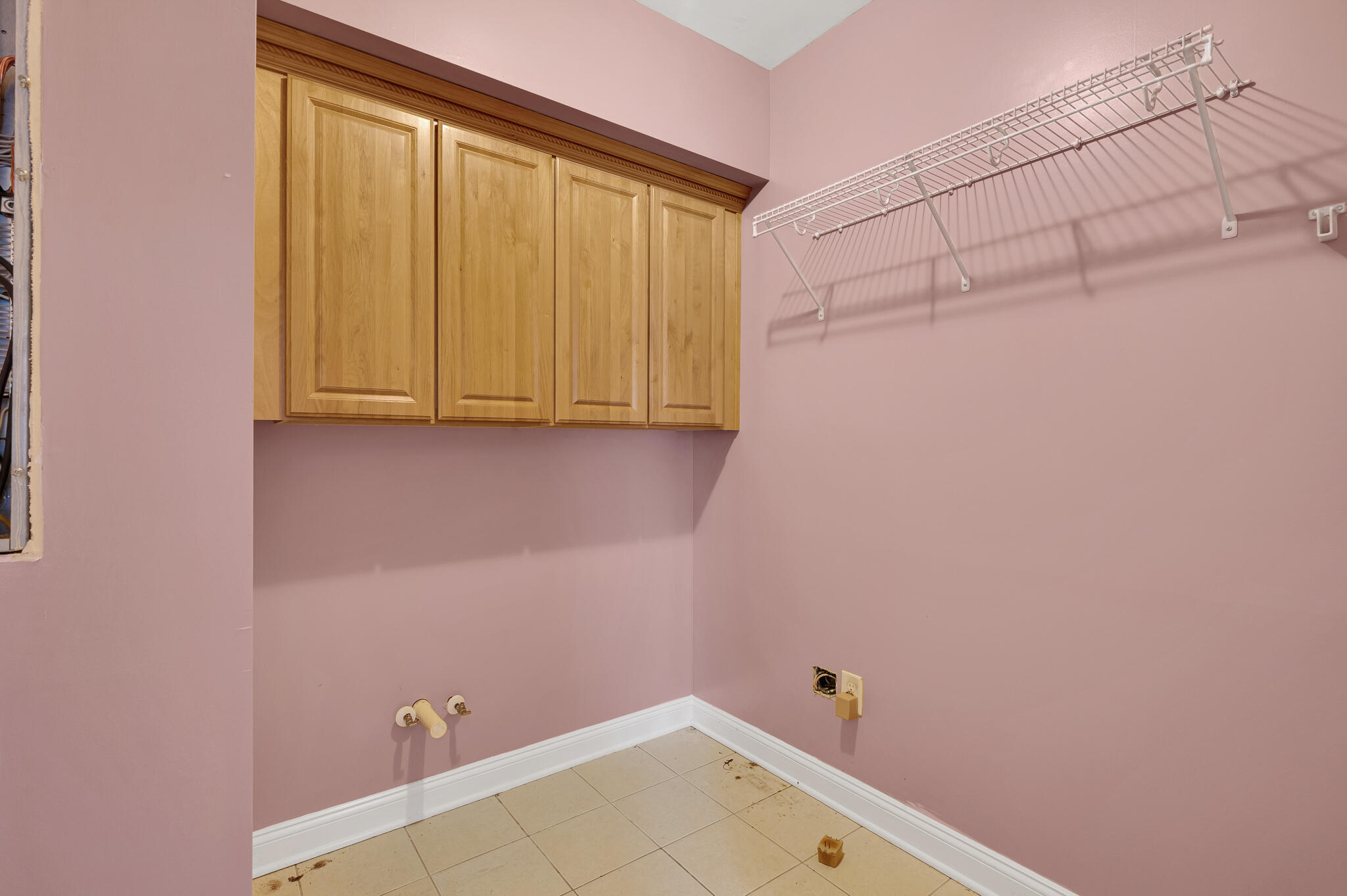 1561 Zion Road Dorchester, SC 29437 - Photo 32 of 50 Laundry Room