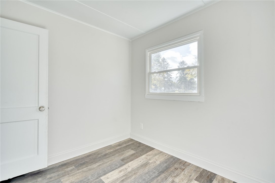 29 Seneca Street Webster, NY 14580 - Photo 28 of 44 BEDROOM #2