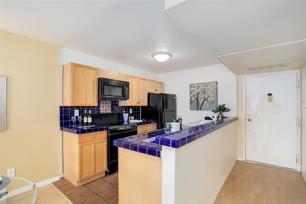 6111 Rancho Mission Road, Unit 308 San Diego, CA 92108 - Photo 6 of 22